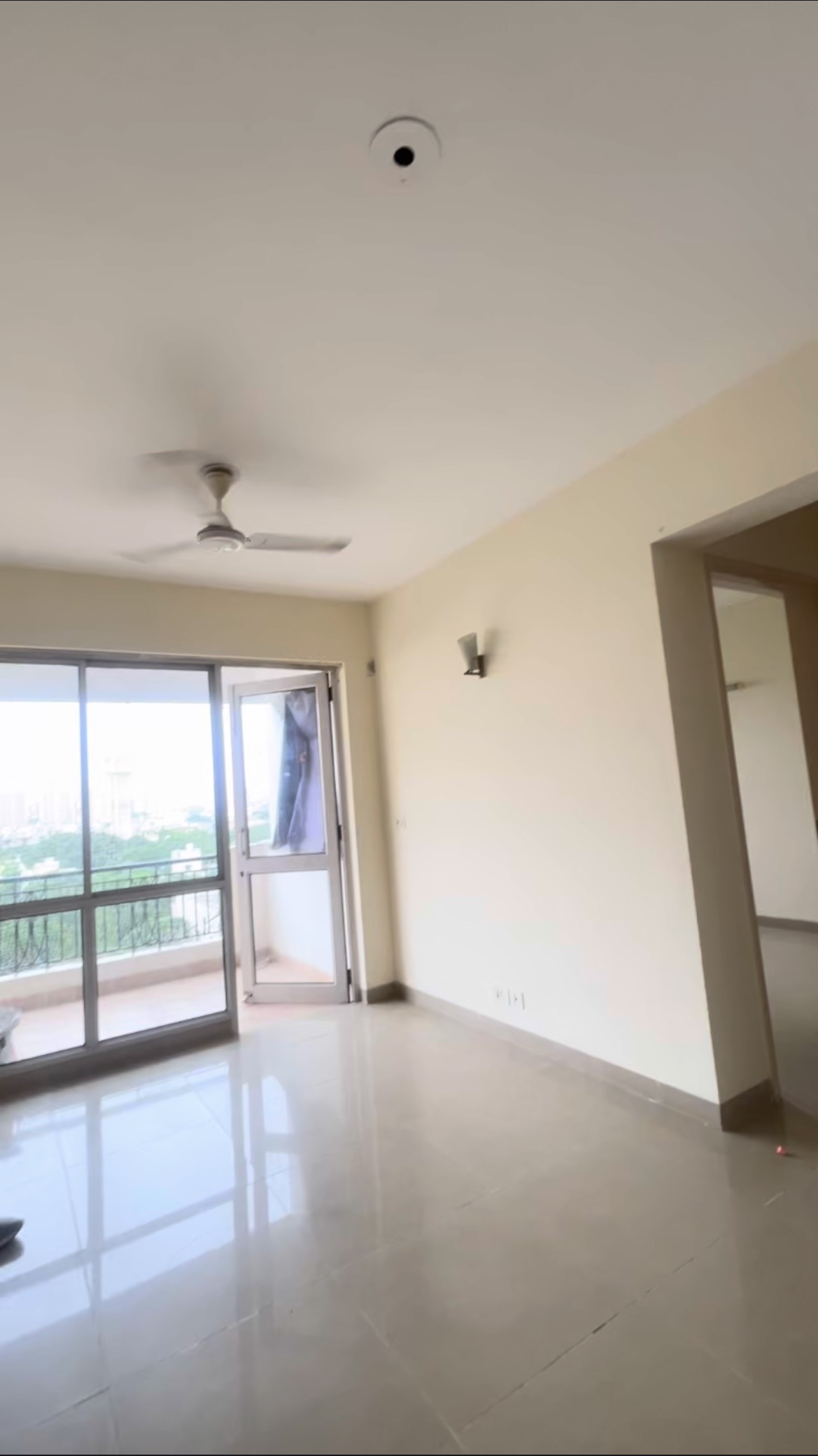 🏡2 BHK Flat For Sale In Wembley estate sector 50 Gurgaon📍